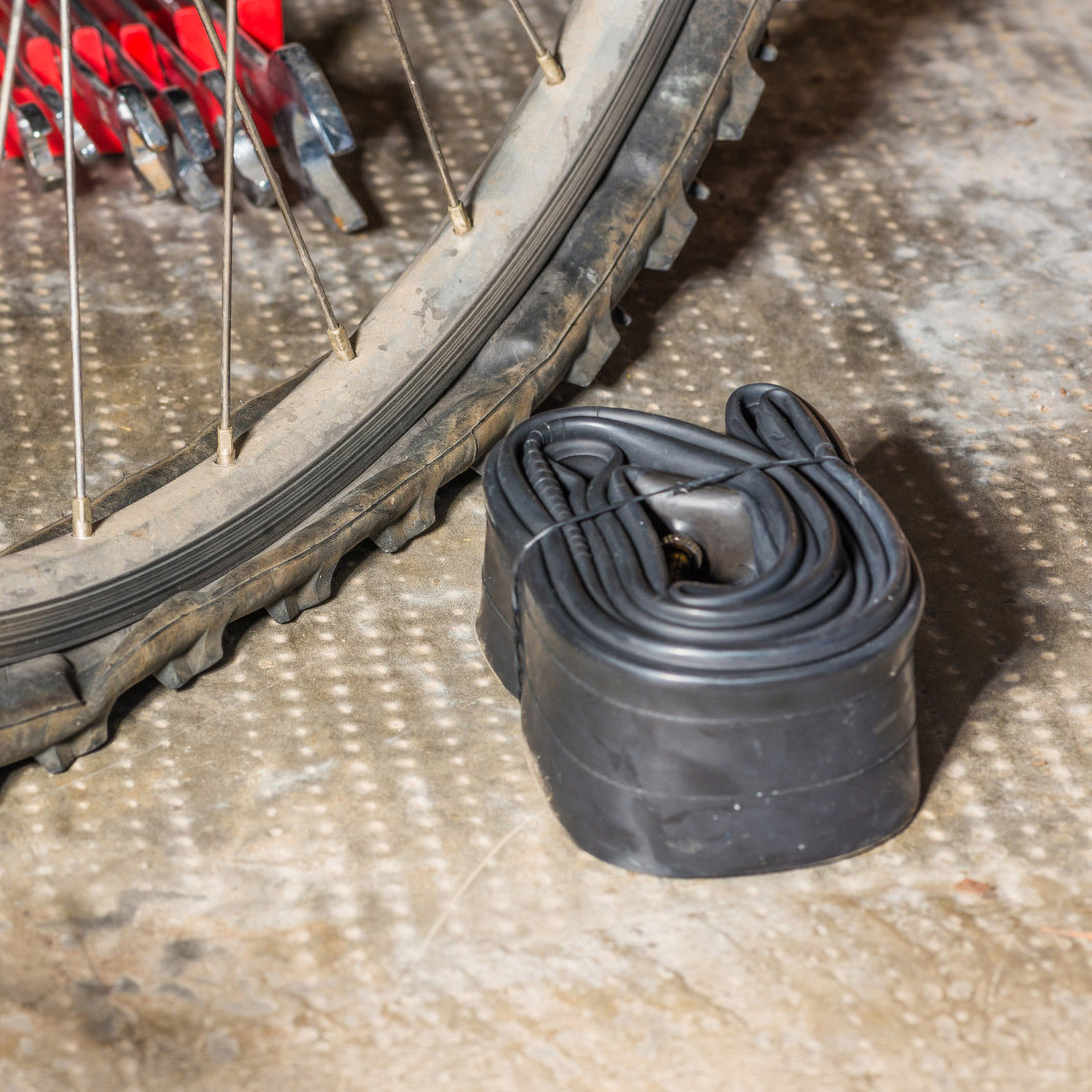 2Pcs Mountain Bike Inner Tubes - Mountain Biking Essentials review and price